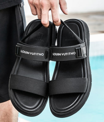 ��ʿ��Ь2020�ļ��¿�ٴ�Ь���г�Ь��������ɳ̲Ь͸���˶���Ь