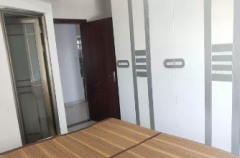 ѧ��������Ψһ�����������������ס���м�¥��